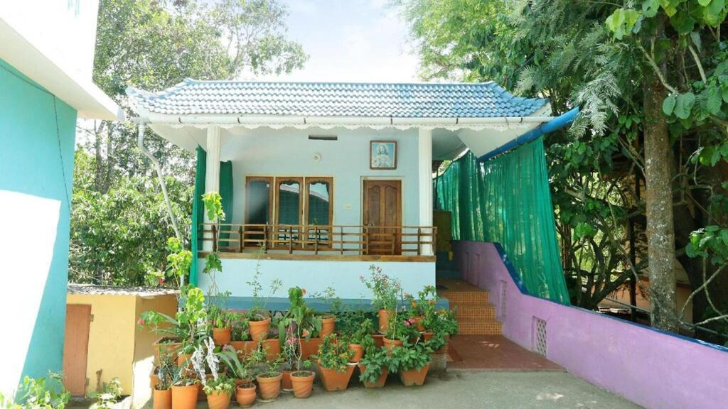 Hill Green Home Stay Теккади Экстерьер фото